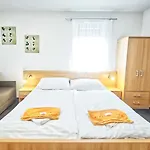 Konukevi U Jeraba - Komplex A